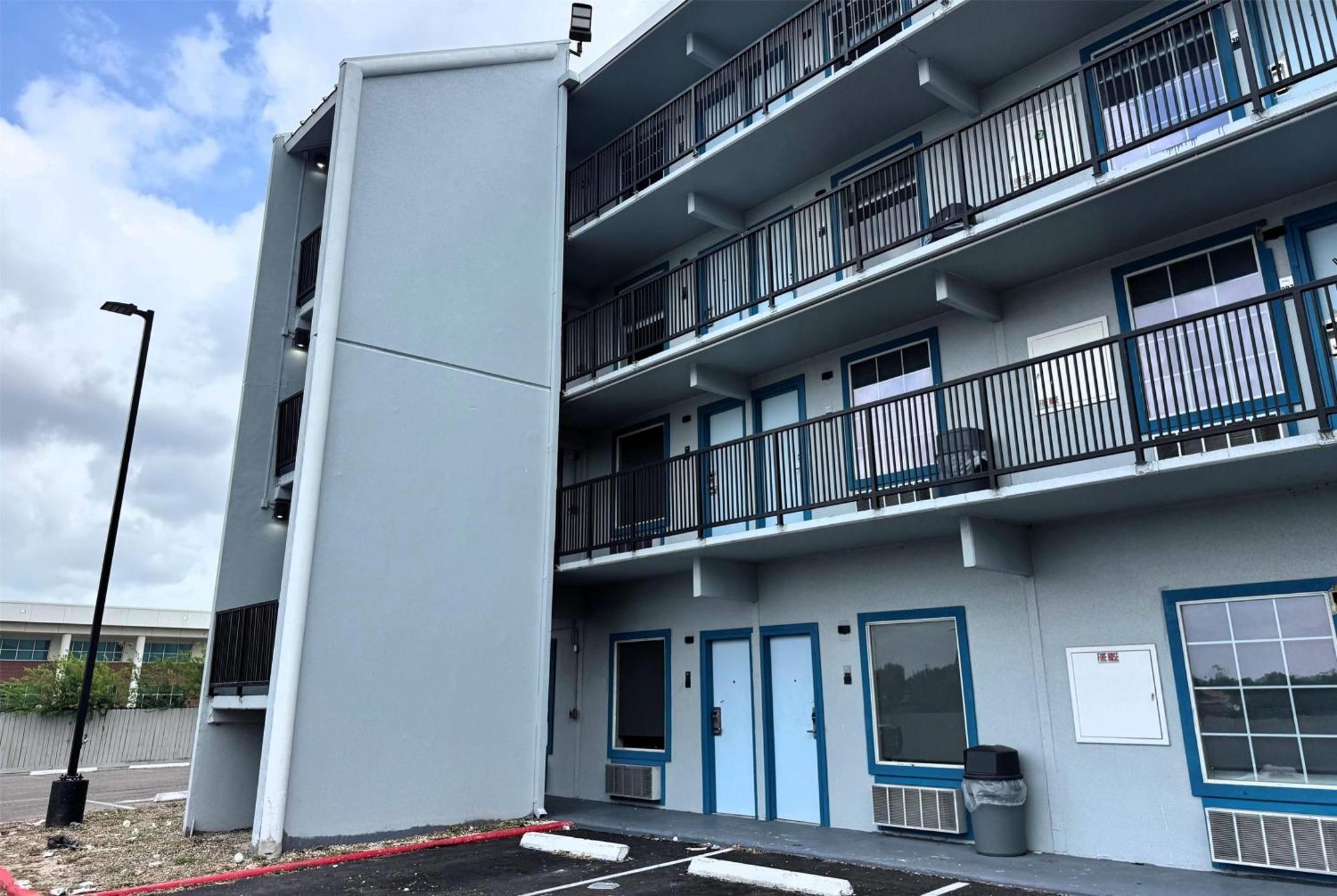Hotel Super 8 By Wyndham Corpus Christi Airport Exterior foto