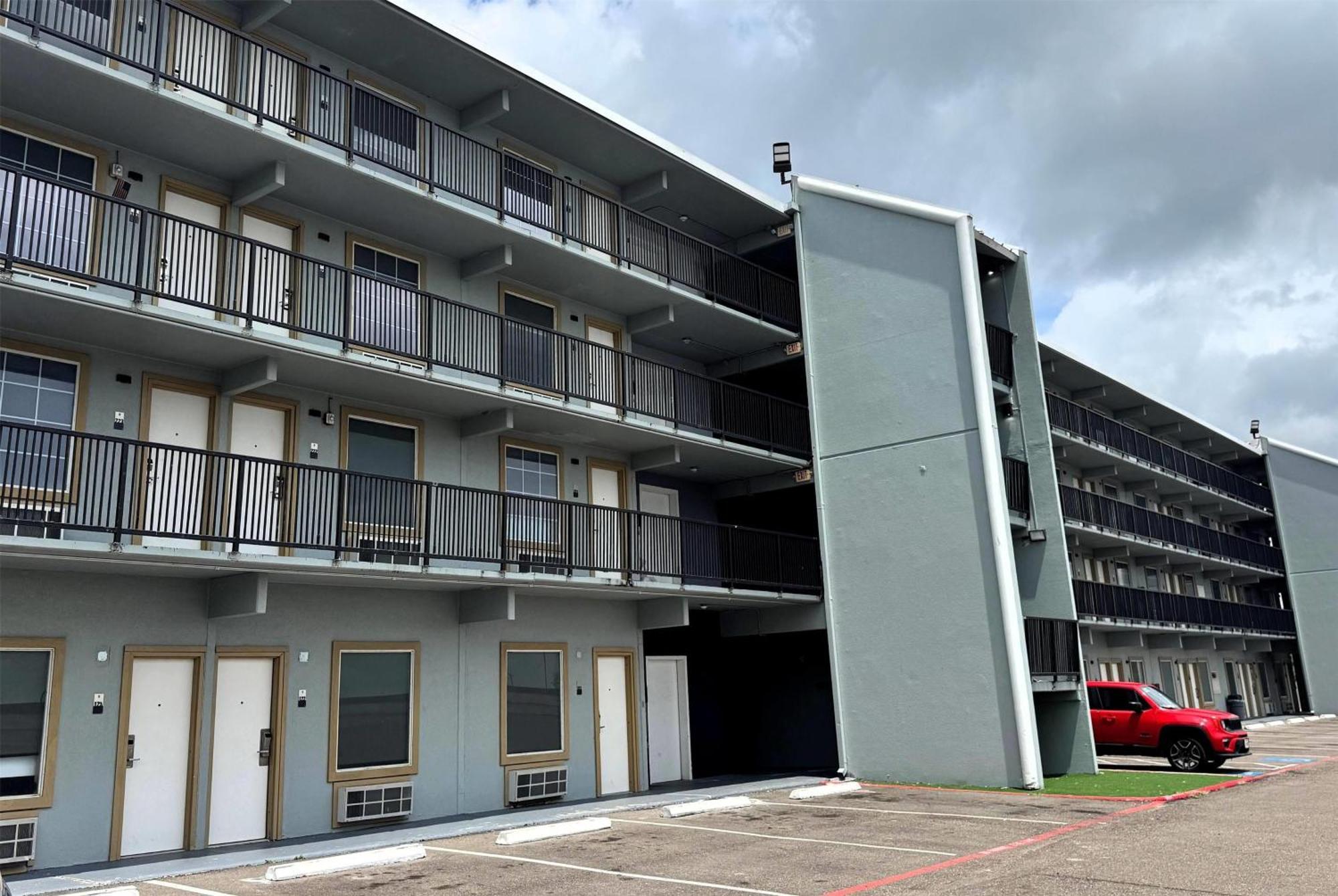 Hotel Super 8 By Wyndham Corpus Christi Airport Exterior foto